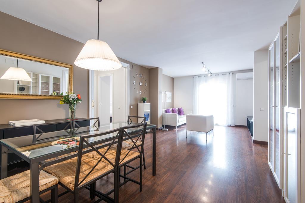 Apartmán Be Barcelona Eixample Urquinaona II Exteriér fotografie